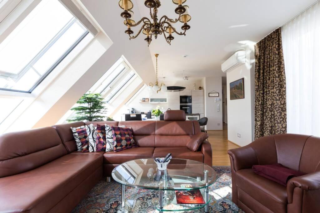 Apartment Großes Penthouse #12 Mit Terrasse Und Aussicht