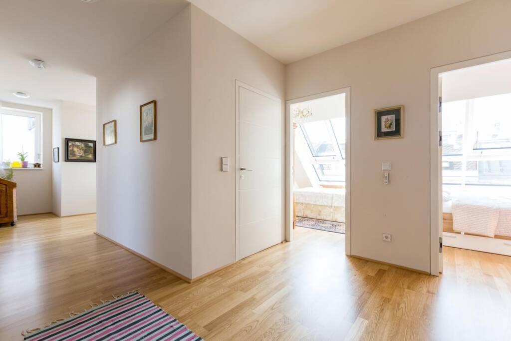 Großes Penthouse #12 Mit Terrasse Und Aussicht Apartment Wien