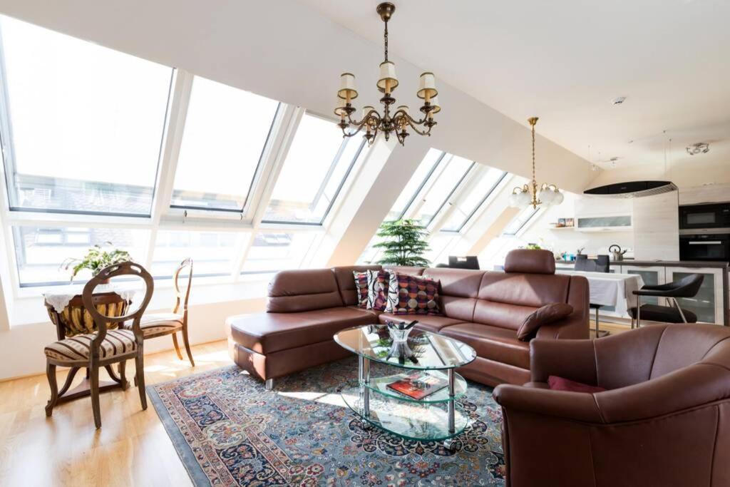 Grosses Penthouse #12 Mit Terrasse Und Aussicht Apartment Vienna